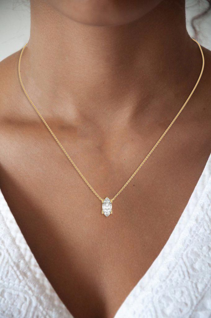 Floating Necklace MARQUISE