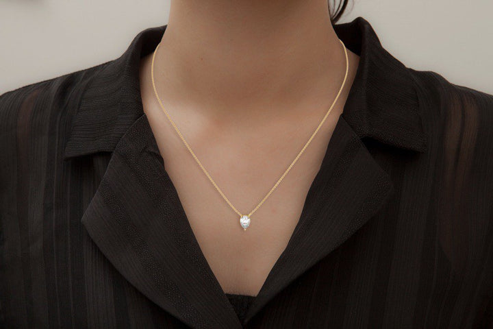 Floating Necklace PEAR