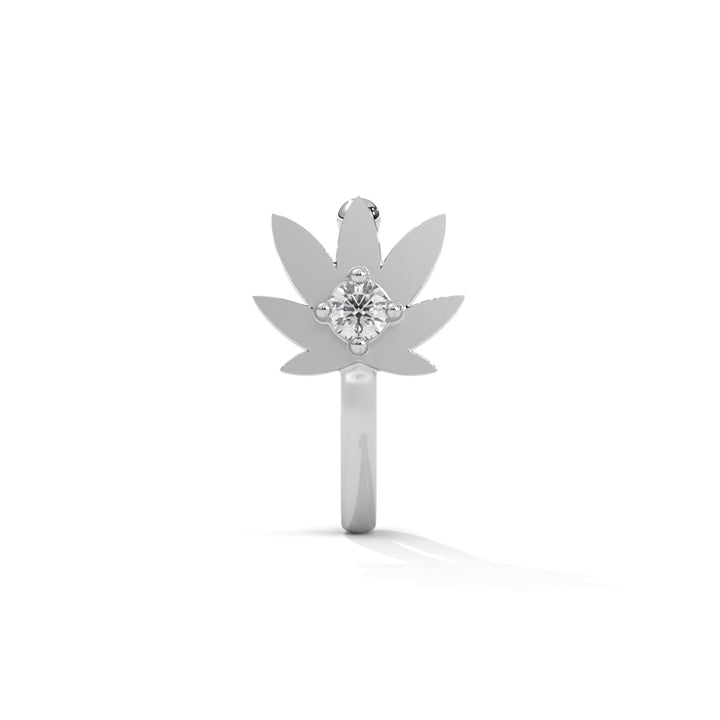 GOLDEN BLOOM NOSE PIN