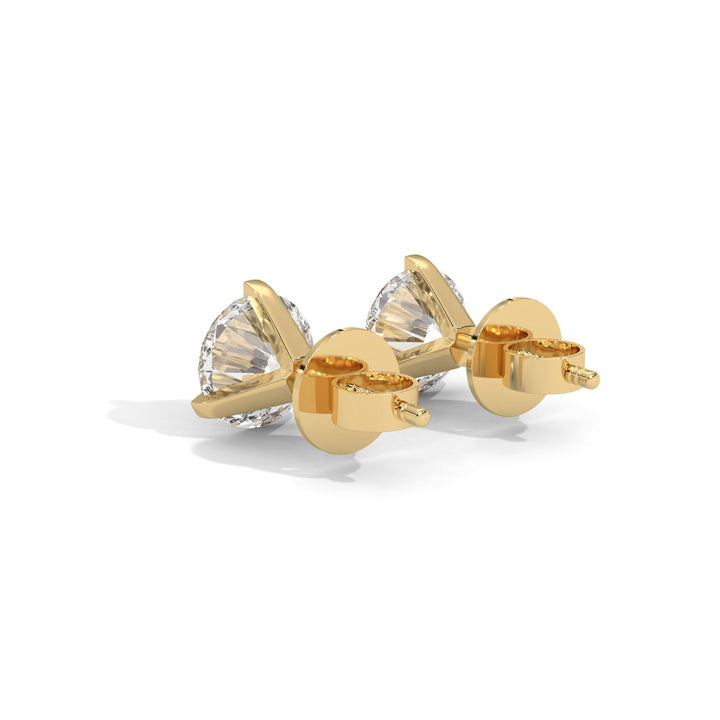 Three-Prongs Diamond Studs